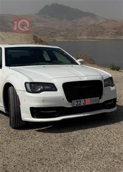كرايسلر 300